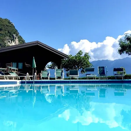 Aparthotel Montegargnano *
